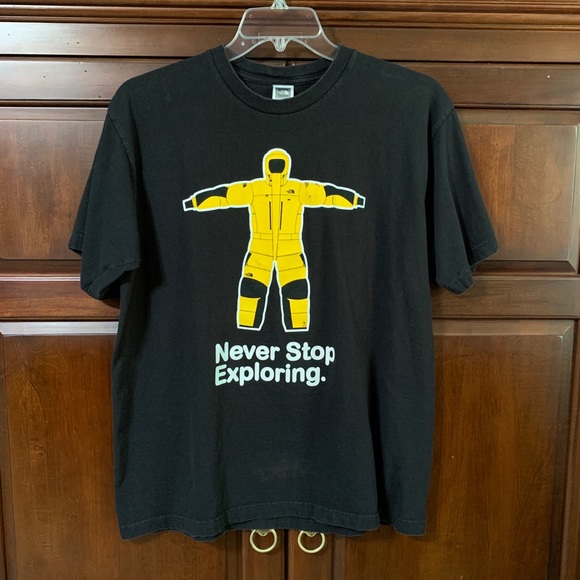 Vintage North Face Mens Graphic Tshirt 